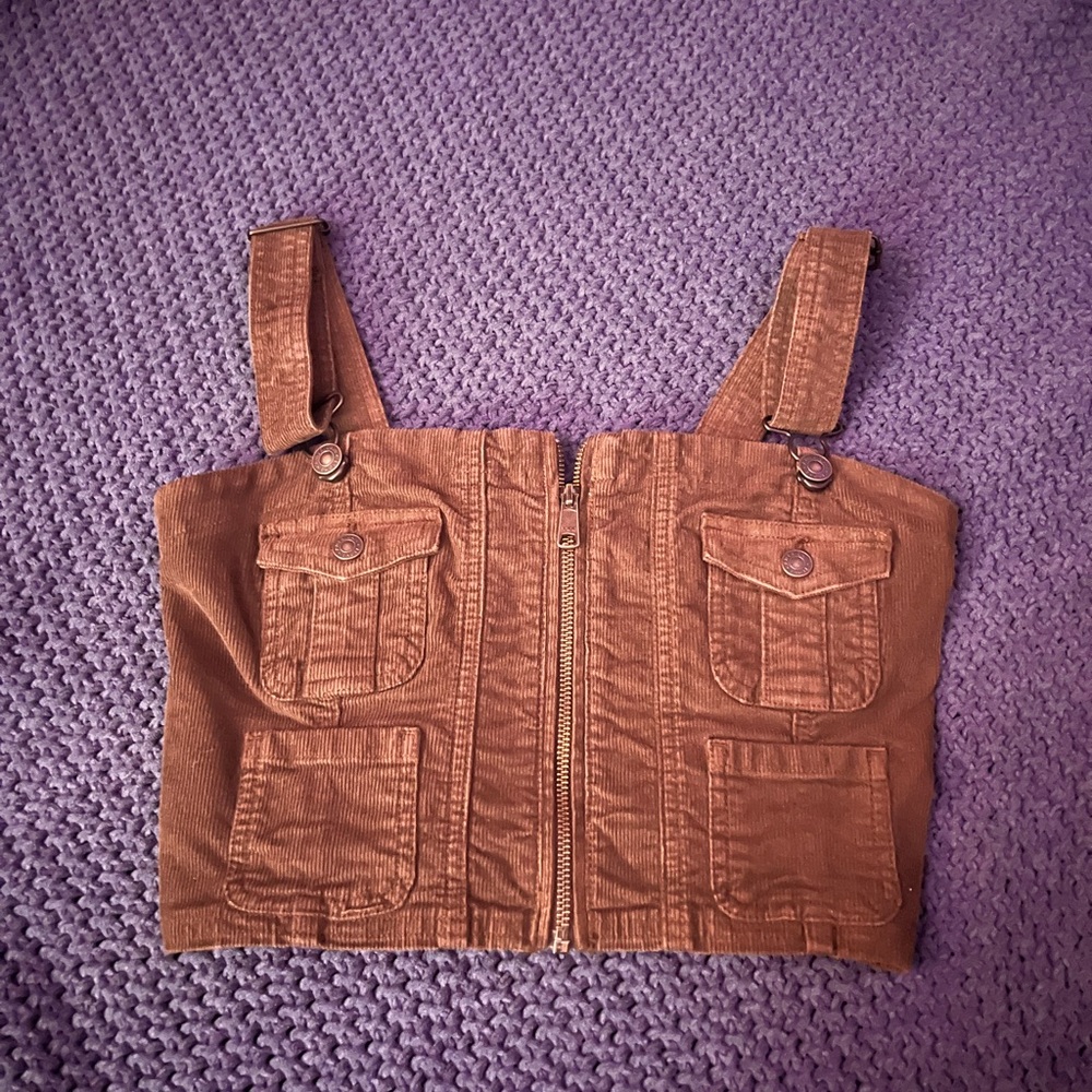 American Eagle brown top, with zipper and stretch material at the back.